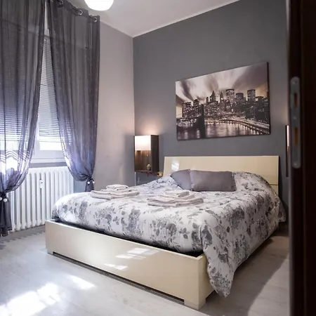 Casa Linda Humanitas Forum Assago M2 Milano Centro Ieo Bed & Breakfast Rozzano